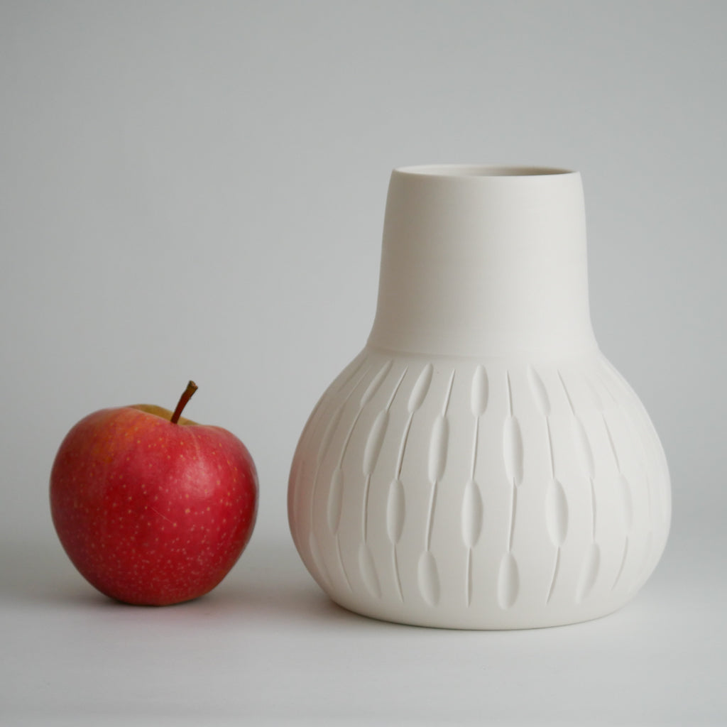 Drejad stor vas päronform AXET